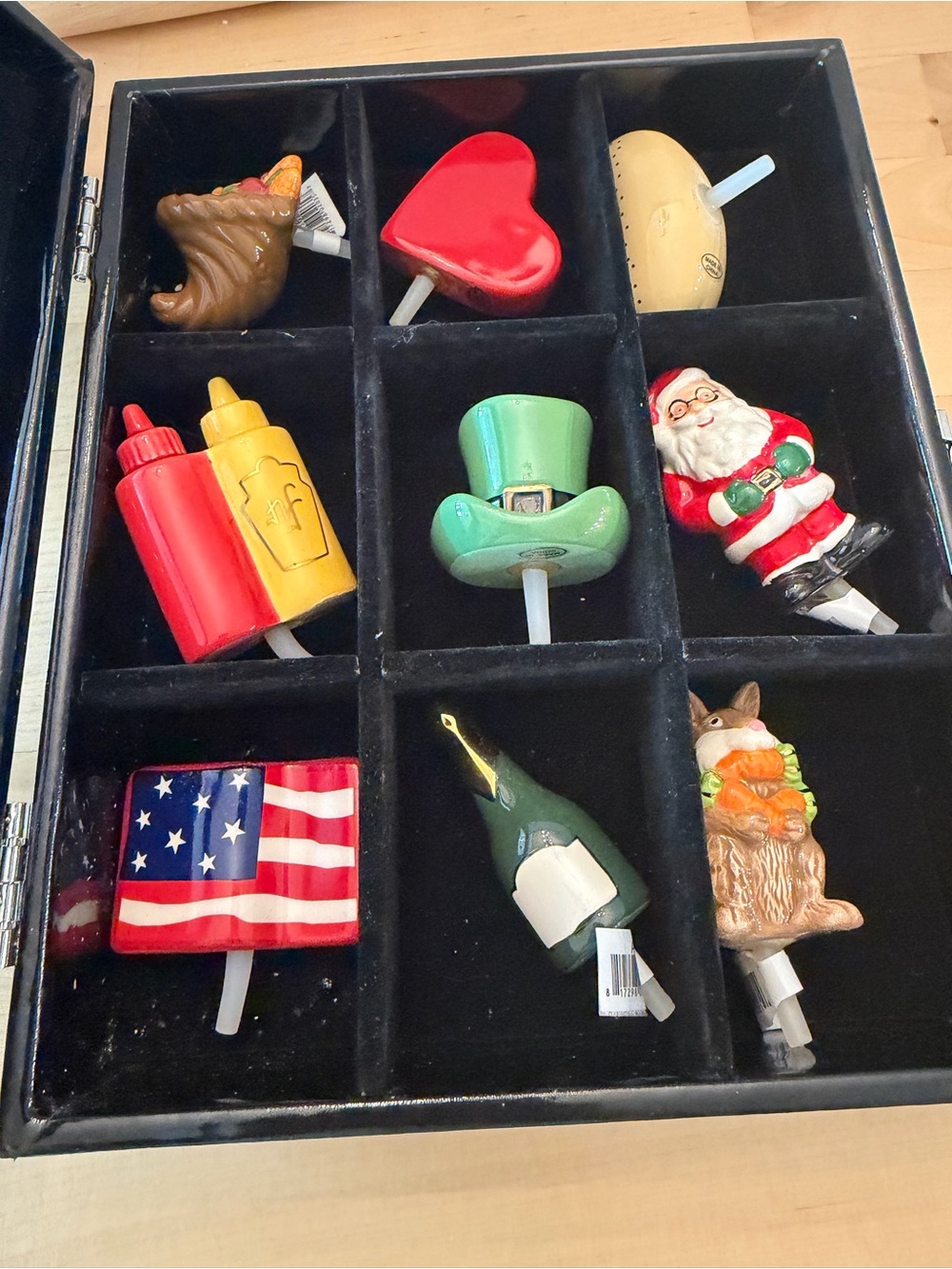 Nora Fleming nine minis and case